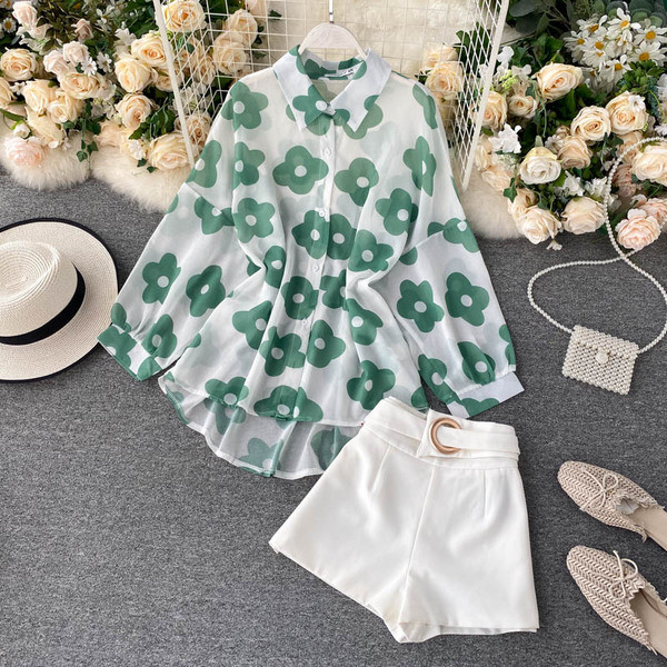 Női ing és nadrág szett magas derékkal és övvel