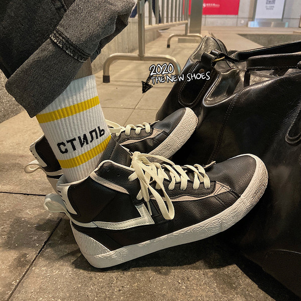 Öko bőrből készült, fűzős férfi tornacipő új modellje