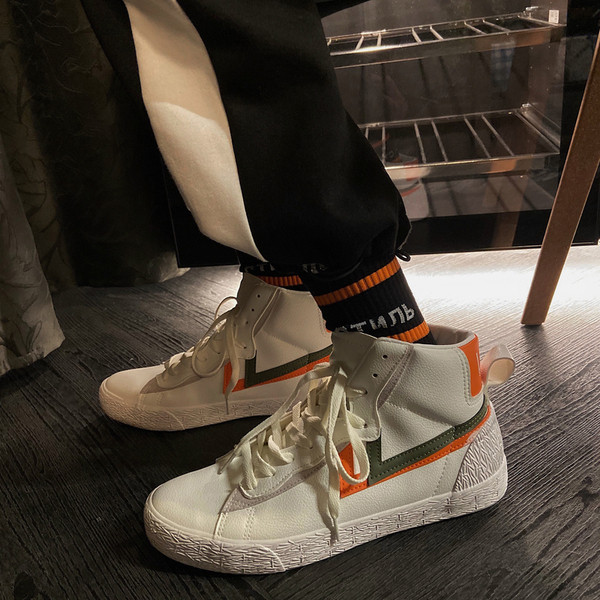 Öko bőrből készült, fűzős férfi tornacipő új modellje