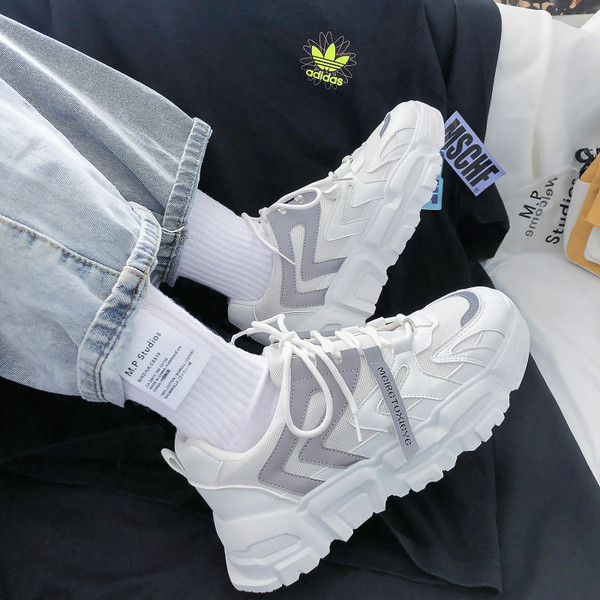 Új fűzős férfi tornacipő modell