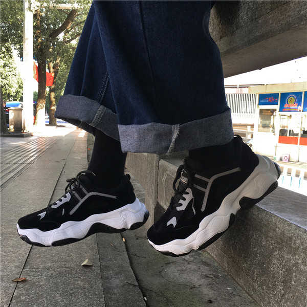 Férfi tornacipő új modellje, öko velúr fűzővel