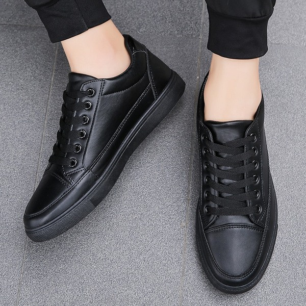 Tavalised ökonahast meeste tossud lameda talla ja paeltega