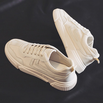 Férfi tornacipő hímzéssel és nyakkendővel