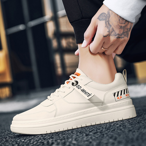 Eko bőrből készült őszi férfi tornacipő lapos talppal és fűzővel