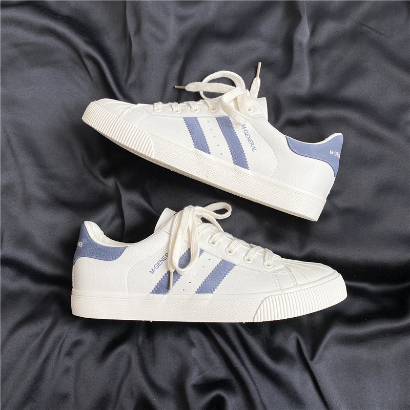 Eko bőrből és fűzőből készült alkalmi férfi tornacipő