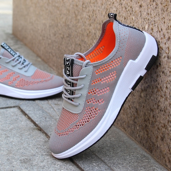 Férfi sportcipő lapos talppal