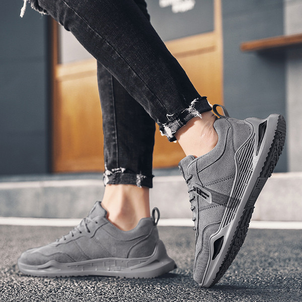 Uus mudel paeltega meeste tossud