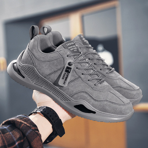 Uus mudel paeltega meeste tossud