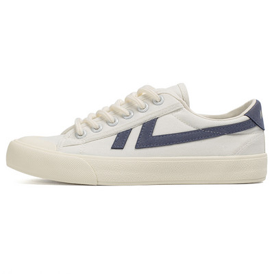 Paelte ja paksu valge tallaga meeste tossud