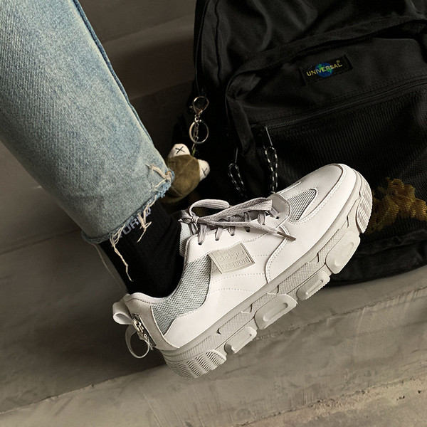 Alkalmi férfi tornacipő lapos talppal