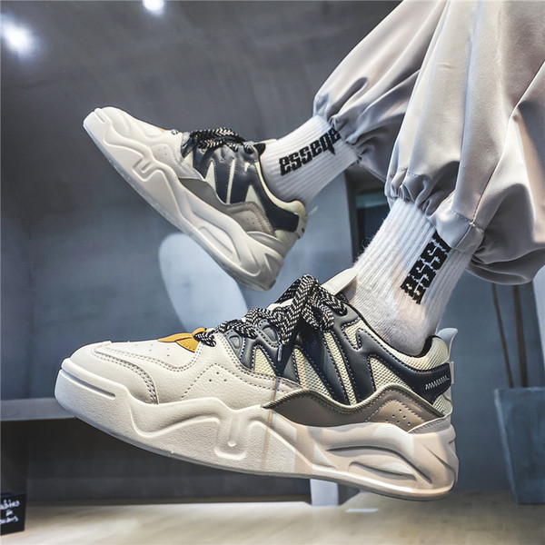 Sportos alkalmi férfi tornacipő öko bőrből