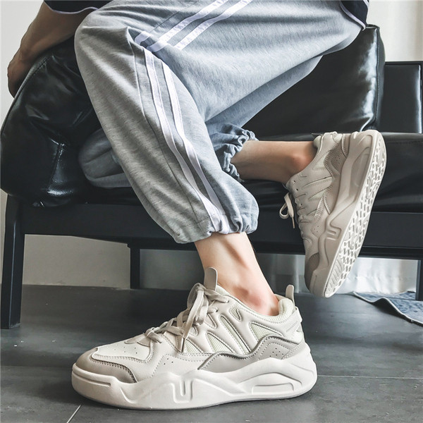 Sportos alkalmi férfi tornacipő öko bőrből