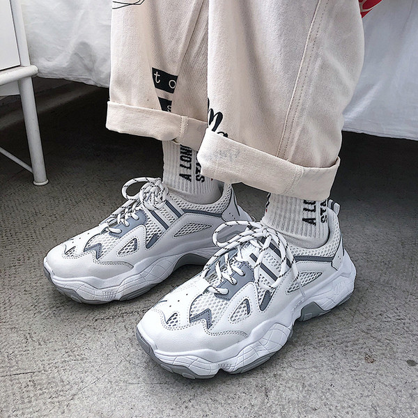 Sport férfi tornacipő új modellje durva talppal