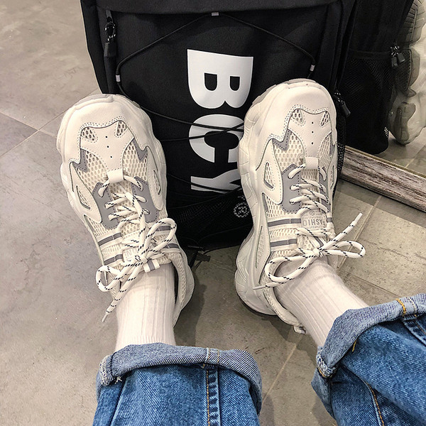 Sport férfi tornacipő új modellje durva talppal