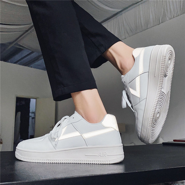 Eko bőrből készült alkalmi férfi tornacipő - lapos talp