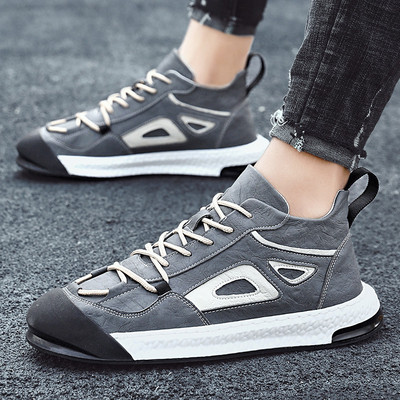 Férfi tornacipő új modellje fűzővel és légkamrával