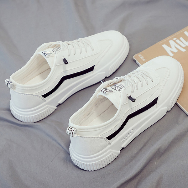 Fehér férfi bőr tornacipő