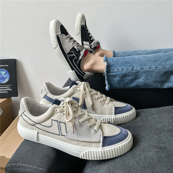 Alkalmi férfi tornacipő textilből és fűzőből