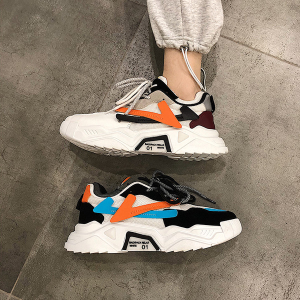 Férfi tornacipő durva talppal és fűzővel – új modell