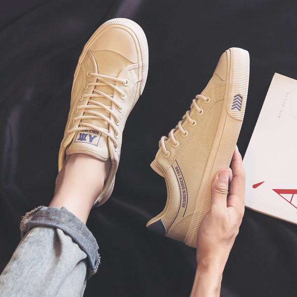 Férfi textil tornacipő lapos talppal és fűzővel