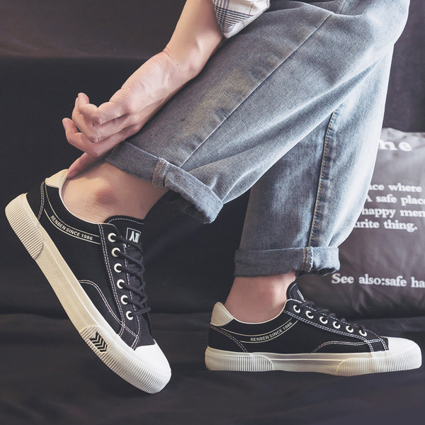 Férfi textil tornacipő lapos talppal és fűzővel