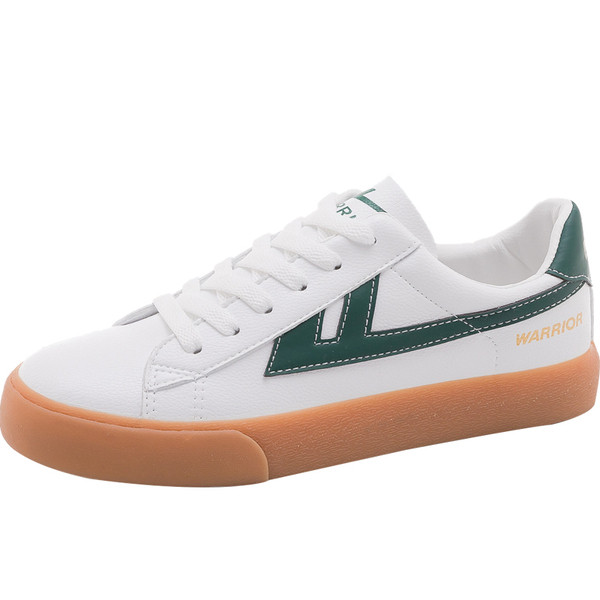 Műbőrből készült férfi alkalmi tornacipő lapos talppal