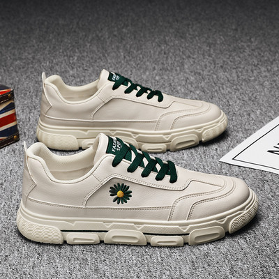 Férfi műbőr tornacipő lapos talppal, három modellben