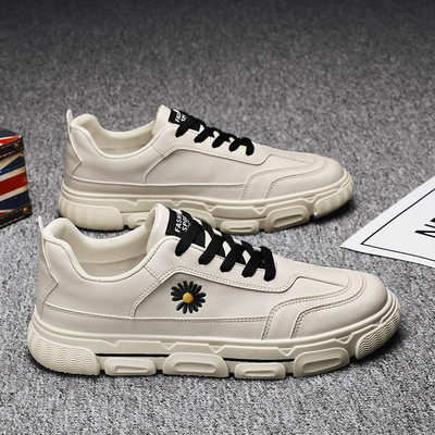 Férfi műbőr tornacipő lapos talppal, három modellben