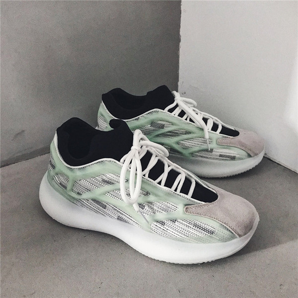 Férfi sportcipő fűzővel