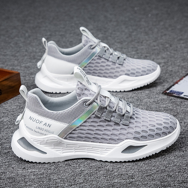 Sport és hétköznapi férfi tornacipő fűzős és mintás