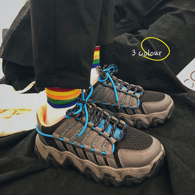 Színes férfi tornacipő durva talppal és fűzővel – új modell