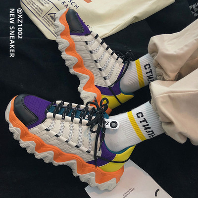 Színes férfi tornacipő durva talppal és fűzővel – új modell