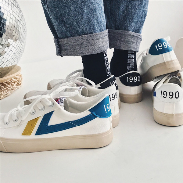 Alkalmi férfi tornacipő lapos textil talppal