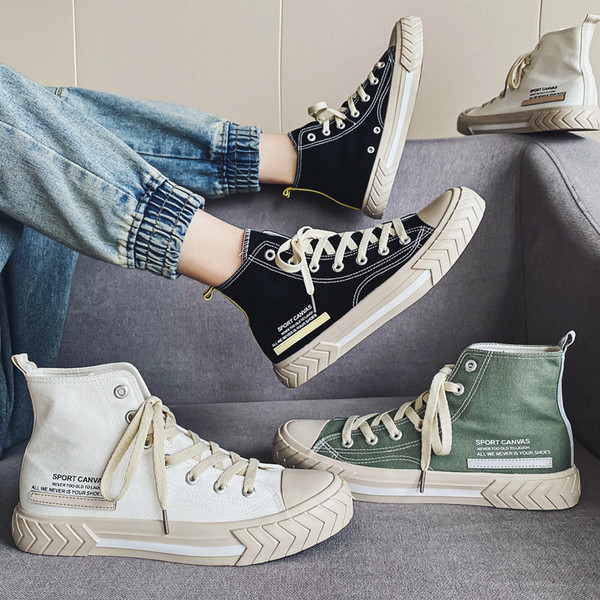 Lapos talpú férfi vászon tornacipő