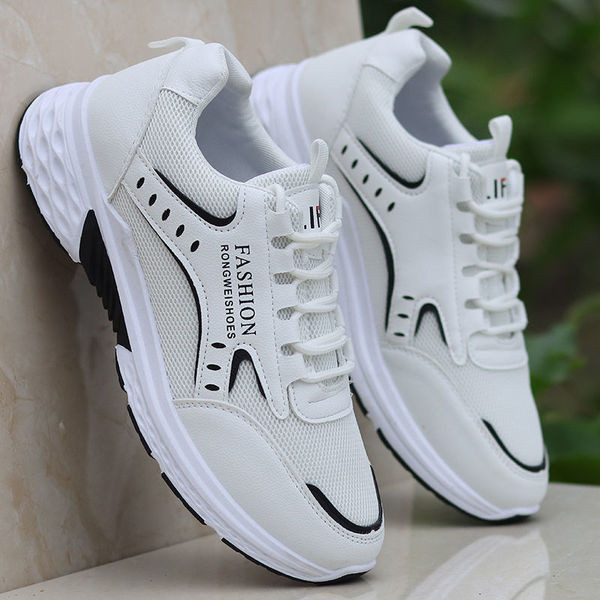 Hétköznapi férfi tornacipő hálóval