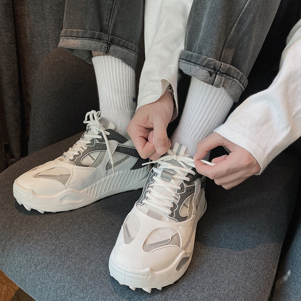 Új modell férfi tornacipő eco bőr fűzővel