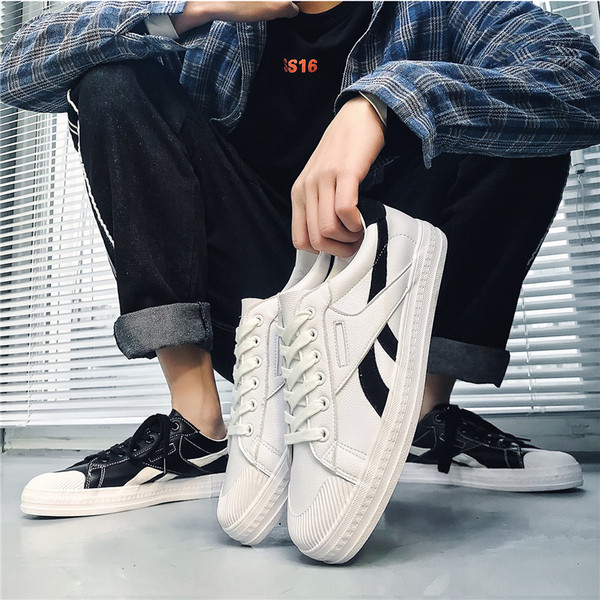 Alkalmi férfi bőr tornacipő lapos talppal