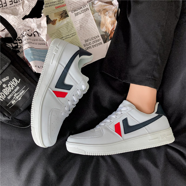 Férfi sportcipő műbőrből - fehér színű