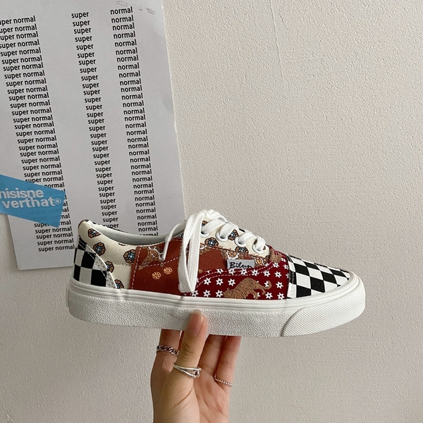 Alkalmi férfi tornacipő textilből, lapos talppal