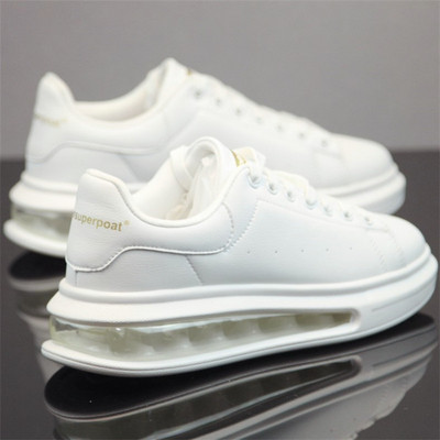 Alkalmi férfi fehér tornacipő műbőrből, fűzővel