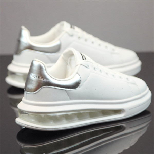 Alkalmi férfi fehér tornacipő műbőrből, fűzővel