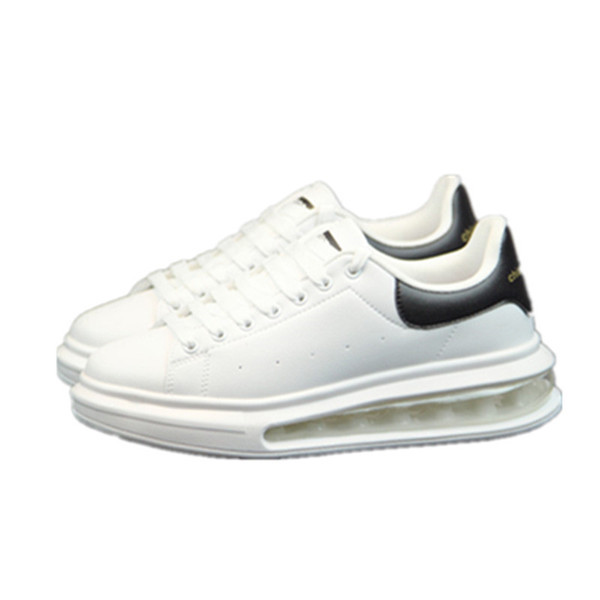 Alkalmi férfi fehér tornacipő műbőrből, fűzővel