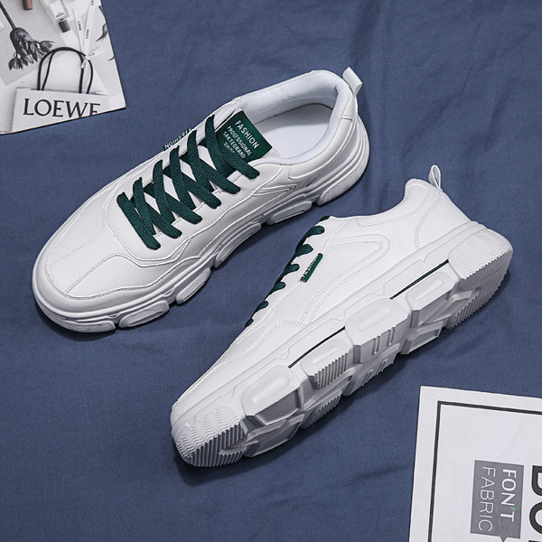 Modern férfi tornacipő lapos magas talppal