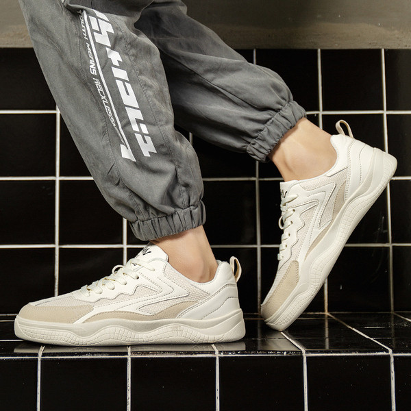 Modern férfi tornacipő fűzős vastag durva talppal