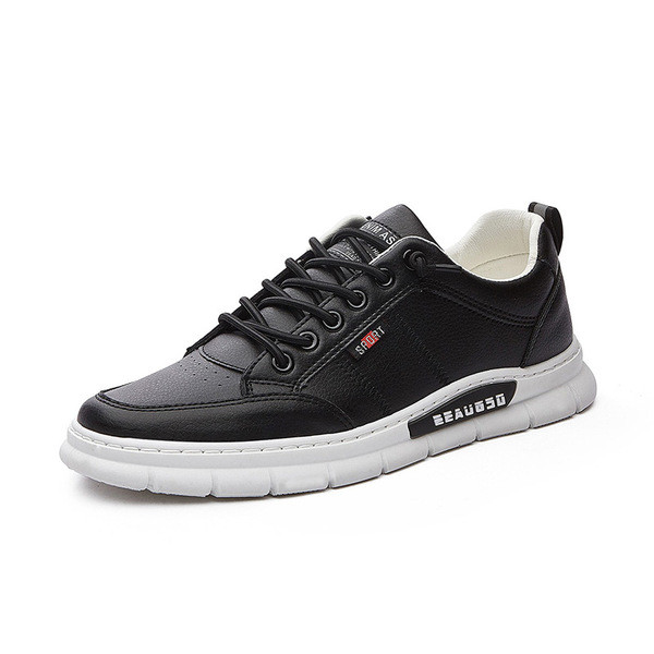 Uus pealdistega nahast tossude mudel