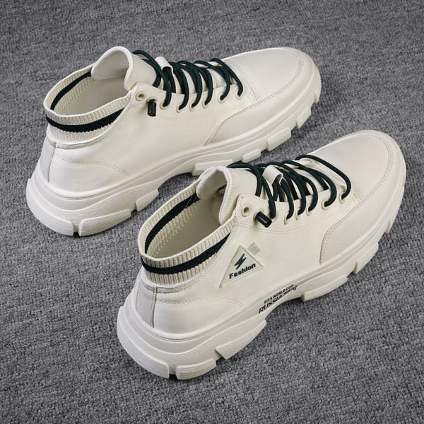 Férfi téli tornacipő durva talppal és fűzővel