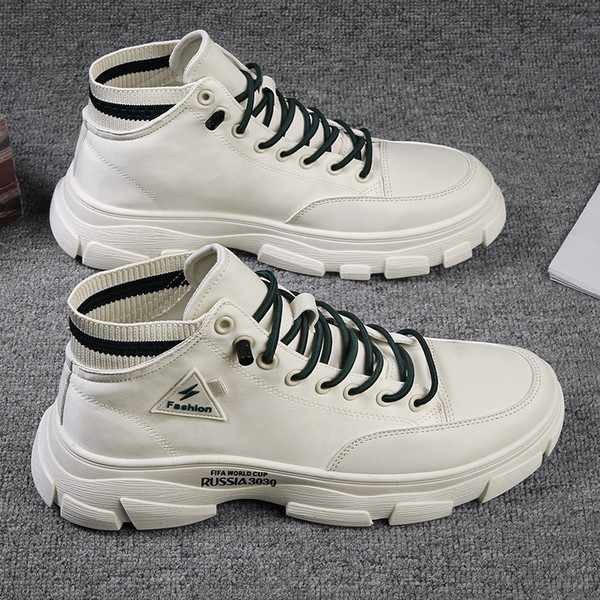 Férfi téli tornacipő durva talppal és fűzővel