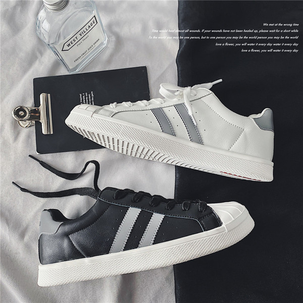 Eko bőrből készült férfi tornacipő lapos talppal