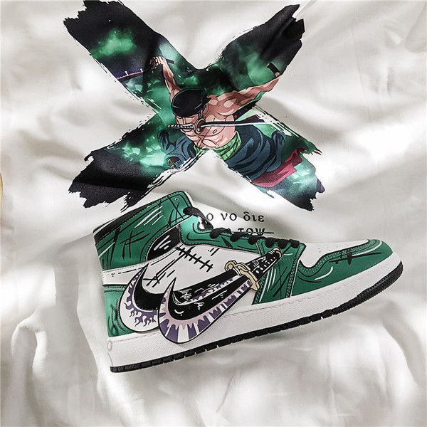 Férfi tornacipők ÚJ modellje, színes applikációval és nyakkendővel