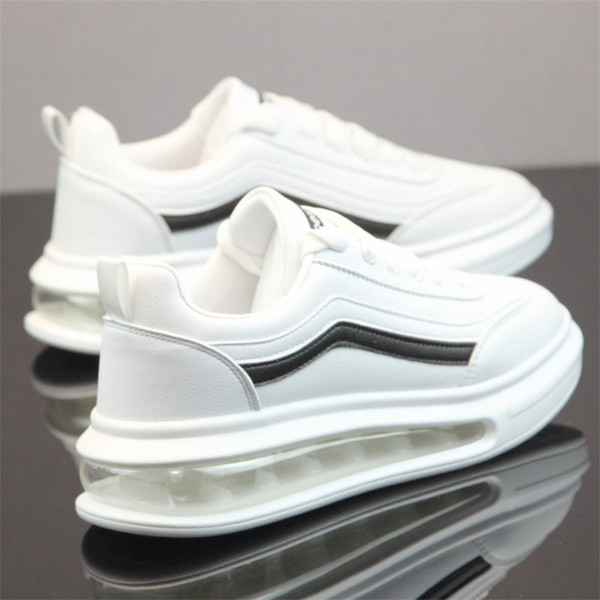 Öko bőrből készült férfi tornacipő magas talppal és légkamrával